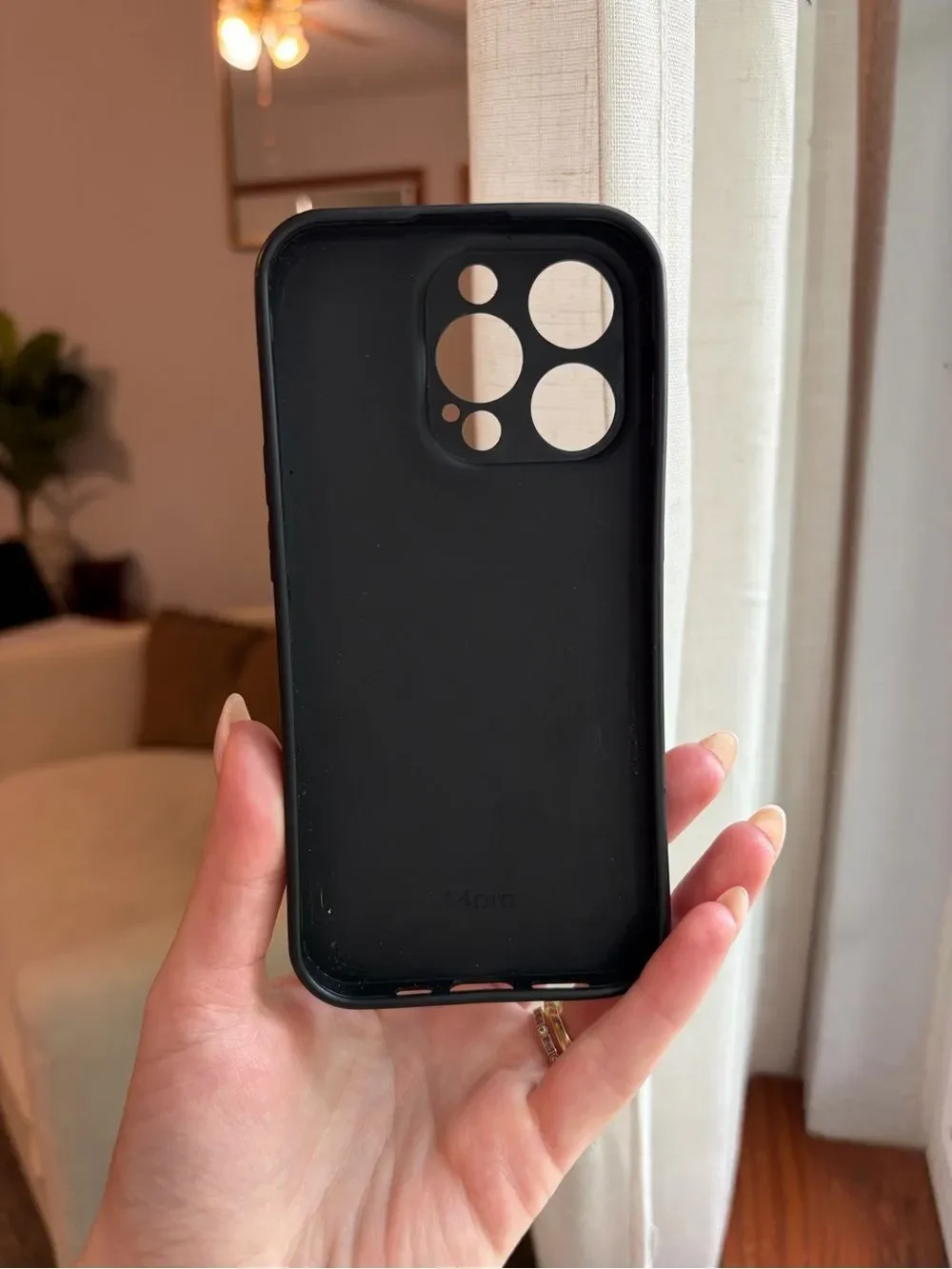 ✨3/$10✨ Brown Swirl IPhone 14 Pro Phone Case with Built-In Strap